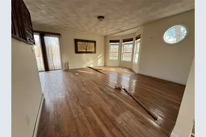 140 Lake View Road, Cranston, RI 02920 - Photo 13