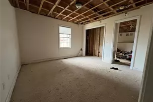 140 Lake View Rd, Cranston, RI 02920 - Photo 29