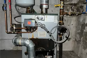 140 Lake View Rd, Cranston, RI 02920 - Photo 37