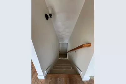 140 Lake View Road, Cranston, RI 02920 - Photo 25