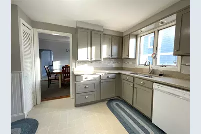 25 Elinora Street, East Providence, RI 02915 - Photo 5