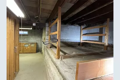 25 Elinora Street, East Providence, RI 02915 - Photo 31