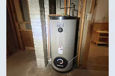 25 Elinora Street, East Providence, RI 02915 - Photo 27