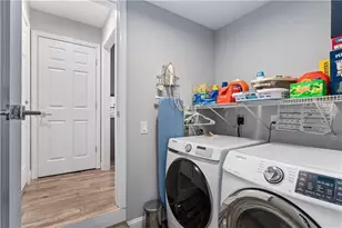 4 James St, Middletown, RI 02842 - Photo 23