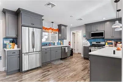 4 James Street #1, Middletown, RI 02842 - Photo 19