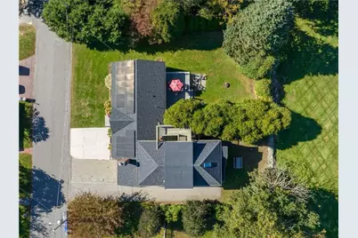 4 James Street #2, Middletown, RI 02842 - Photo 7