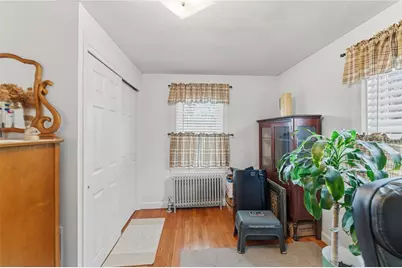 20 Bridgham Street, East Providence, RI 02916 - Photo 17