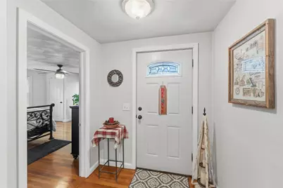 20 Bridgham Street, East Providence, RI 02916 - Photo 9