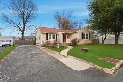 20 Bridgham Street, East Providence, RI 02916 - Photo 3