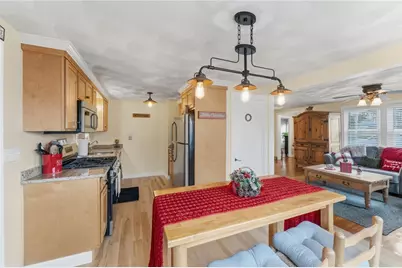 20 Bridgham Street, East Providence, RI 02916 - Photo 25