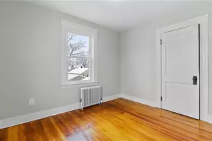 70 Whittier Rd, Pawtucket, RI 02861 - Photo 11