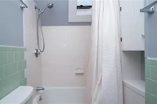 438 Wolcott Ave, Middletown, RI 02842 - Photo 15