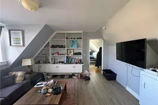 438 Wolcott Ave, Middletown, RI 02842 - Photo 7