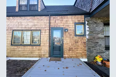 438 Wolcott Avenue #6, Middletown, RI 02842 - Photo 3