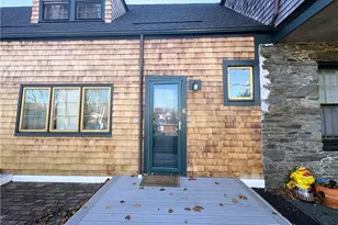 438 Wolcott Ave, Middletown, RI 02842 - Photo 3