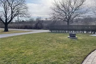 102 3rd Beach Rd, Middletown, RI 02842 - Photo 29