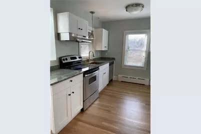 102 Third Beach Road, Middletown, RI 02842 - Photo 7