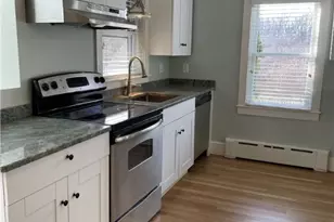 102 3rd Beach Rd, Middletown, RI 02842 - Photo 7