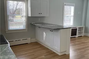 102 3rd Beach Rd, Middletown, RI 02842 - Photo 11