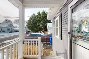 84 Boyce Ave, Pawtucket, RI 02861 - Photo 3