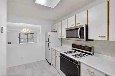 650 East Greenwich Avenue #5-110, West Warwick, RI 02893 - Photo 9