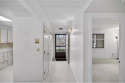 650 East Greenwich Avenue #5-110, West Warwick, RI 02893 - Photo 5