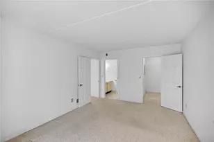 650 E Greenwich Ave, West Warwick, RI 02893 - Photo 21