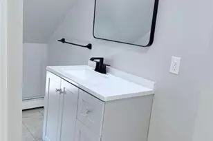 95 Mulberry St, Pawtucket, RI 02860 - Photo 11