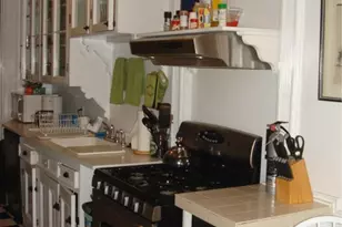 589 Bellevue Ave, Newport, RI 02840 - Photo 9