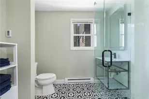 492 Thames St, Newport, RI 02840 - Photo 21