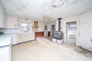 2321 Post Rd, South Kingstown, RI 02879 - Photo 15