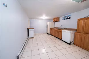 138 Glenbridge Ave, Providence, RI 02909 - Photo 21