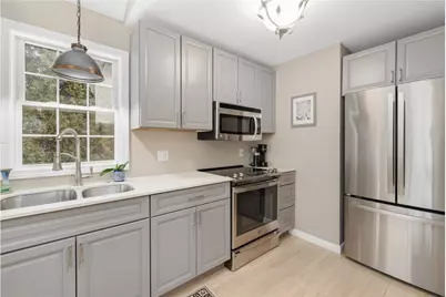 125 Montauk Road, Narragansett, RI 02882 - Photo 9