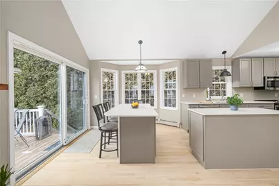 125 Montauk Road, Narragansett, RI 02882 - Photo 11