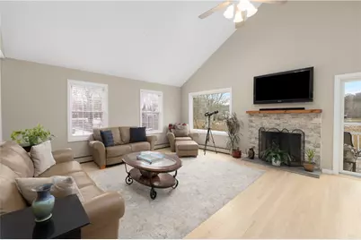 125 Montauk Road, Narragansett, RI 02882 - Photo 17