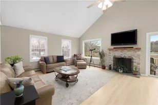 125 Montauk Rd, Narragansett, RI 02882 - Photo 17