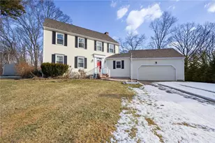 37 Aspen Ct, North Kingstown, RI 02852 - Photo 1