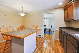 37 Aspen Ct, North Kingstown, RI 02852 - Photo 11