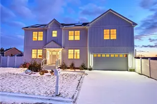 100 Priscilla Dr, Cranston, RI 02921 - Photo 5