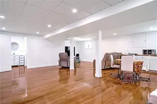 100 Priscilla Dr, Cranston, RI 02921 - Photo 39