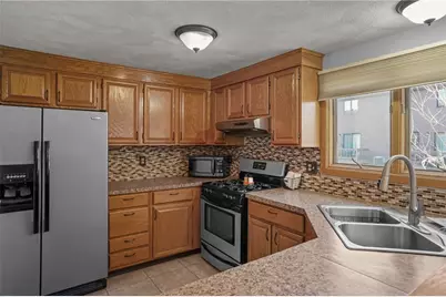 244 Mayfield Avenue #F, Cranston, RI 02920 - Photo 15