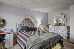 244 Mayfield Ave, Cranston, RI 02920 - Photo 21