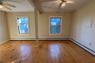 31 Powel Ave, Newport, RI 02840 - Photo 3