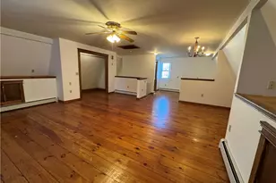 31 Powel Ave, Newport, RI 02840 - Photo 17