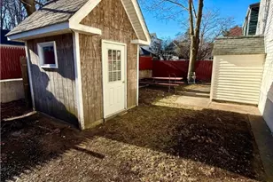 345 Carrington Ave, Woonsocket, RI 02895 - Photo 5