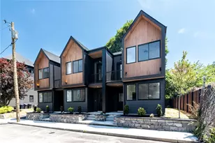 12 Daggett Ct, Providence, RI 02906 - Photo 3