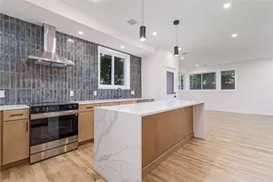 12 Daggett Ct, Providence, RI 02906 - Photo 13