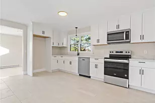 54 Doris Ave, Tiverton, RI 02878 - Photo 5