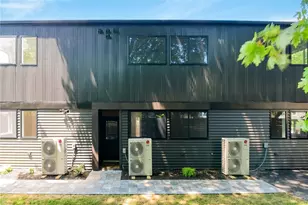 12 Daggett Ct, Providence, RI 02906 - Photo 41