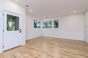 12 Daggett Ct, Providence, RI 02906 - Photo 7